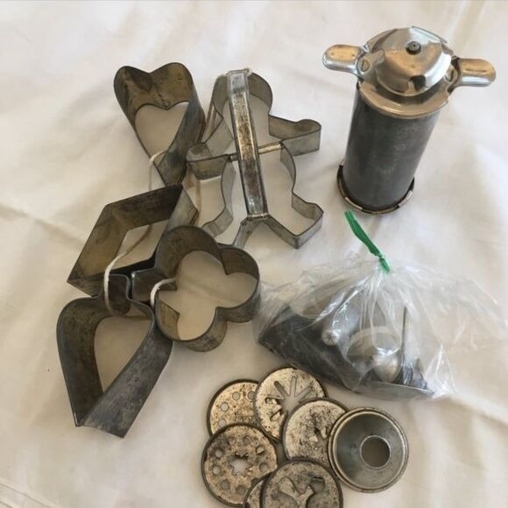 Vintage Ateco Cookie Cutters, Booklet 1950's